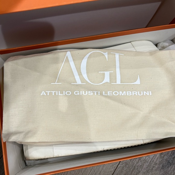 ⬇️ PRICE ⬇️ AGL • Night Blue Milk ( Lt. Grey) Sneakers • size 37 - Picture 5 of 9